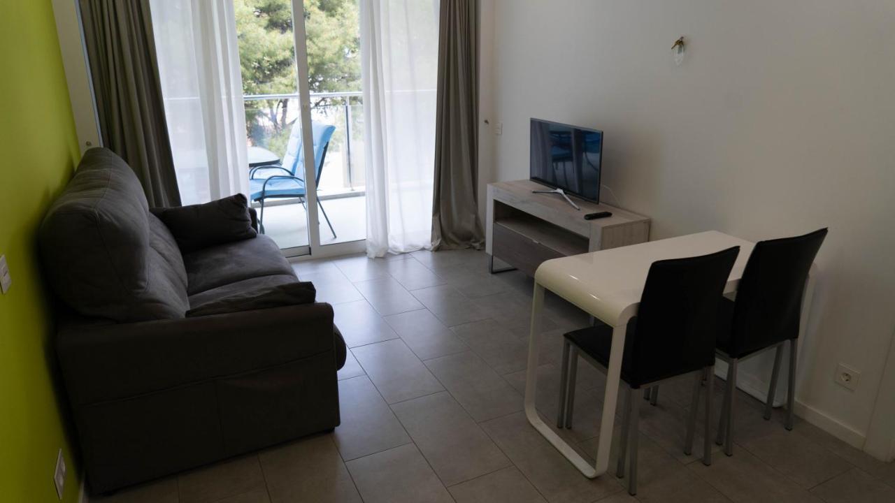 Apartamentos Sofia Benidorm Luaran gambar