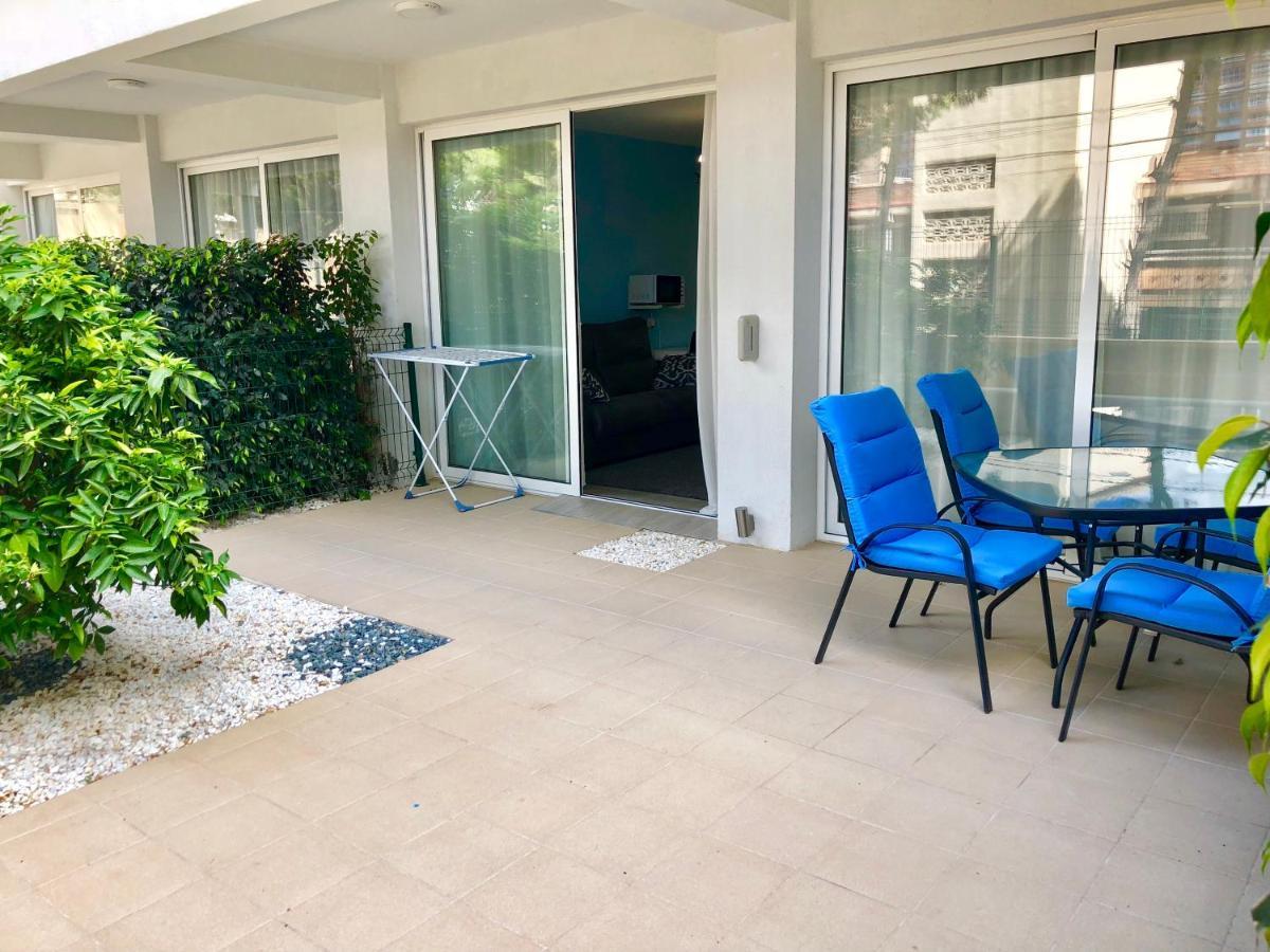 Apartamentos Sofia Benidorm Luaran gambar